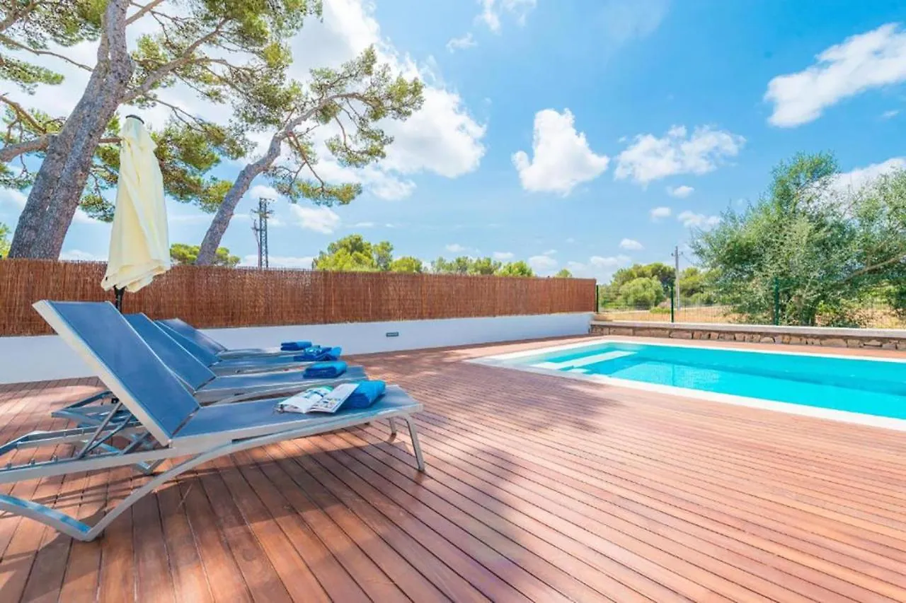 Villa Casa Marian For 8 With Swimming Pool, Garden And Close To Beach Can Picafort  Can Picafort (Mallorca)
