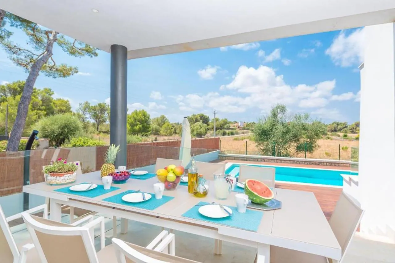 Villa Casa Marian For 8 With Swimming Pool, Garden And Close To Beach Can Picafort