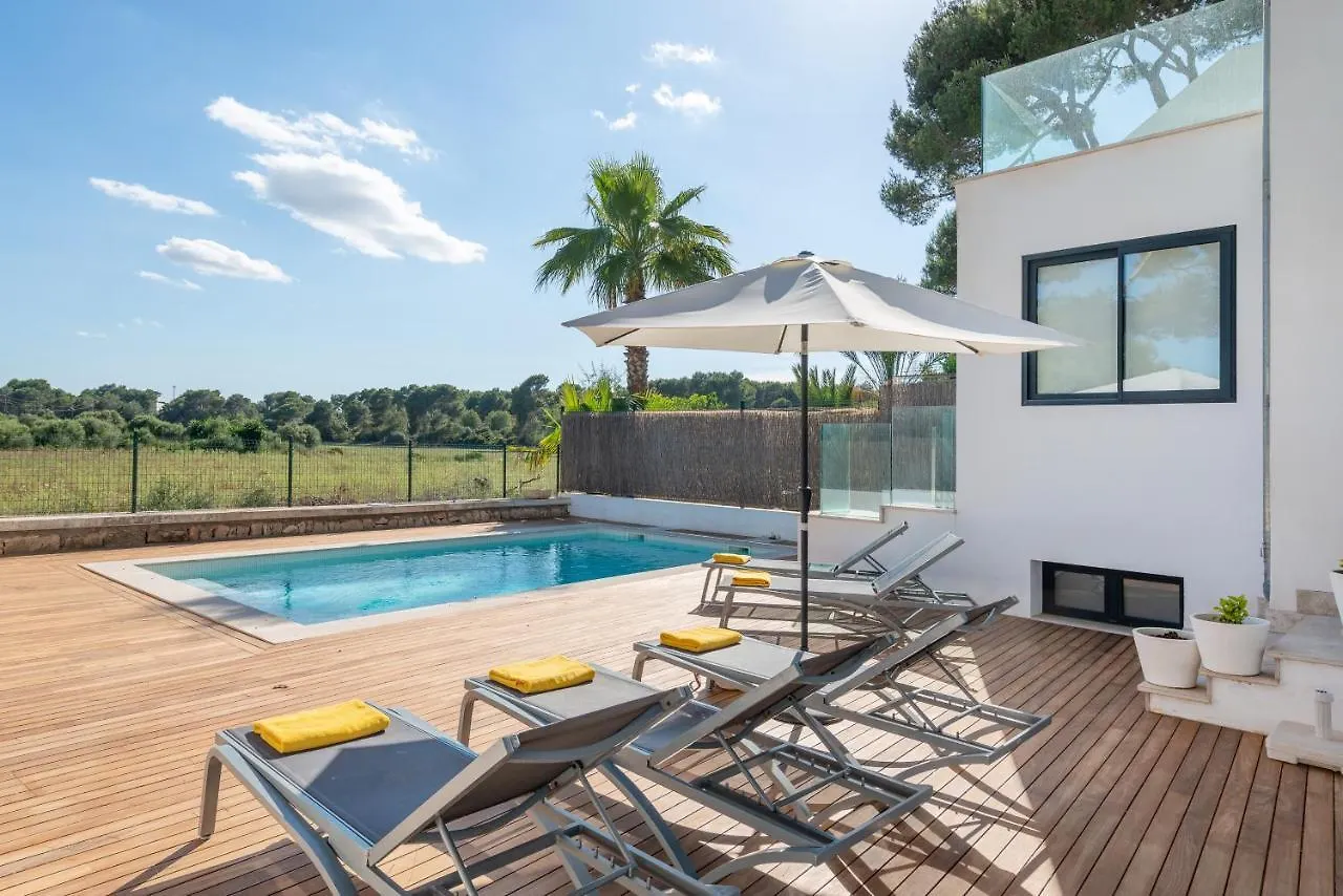 Villa Casa Marian For 8 With Swimming Pool, Garden And Close To Beach Can Picafort  Can Picafort (Mallorca)