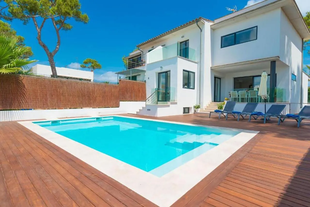 Villa Casa Marian For 8 With Swimming Pool, Garden And Close To Beach Can Picafort  0*, Can Picafort (Mallorca)